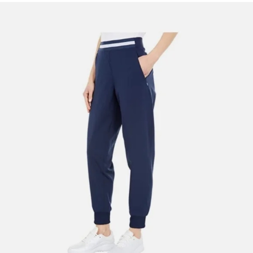 NWT- Women’s Puma Del Mar Golf Dry Fit Joggers - Navy